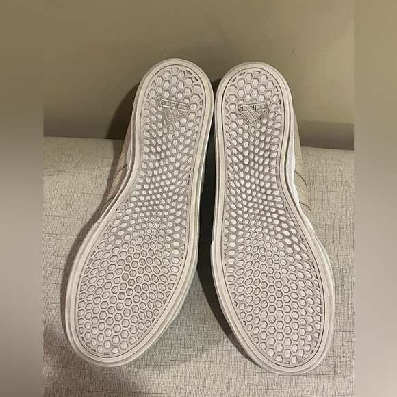 Adidas Beige Skater Sneakers with Platform White Toe, size 9.5 - Picture 6 of 10